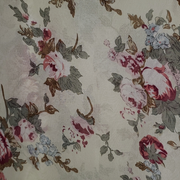 Sheer blouse - Picture 2 of 7